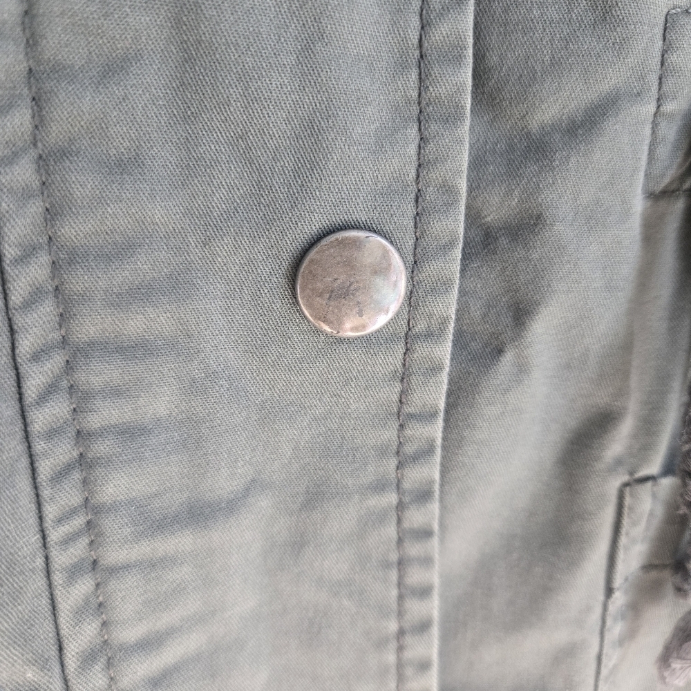 Forever 21 Green Utility Jacket with Collared Neckline - Picture 4 of 5